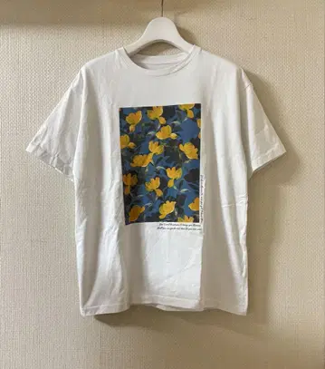Spick and Span 아트 프린트 T 플라워 티셔츠