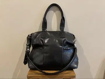 cornelian taurus 코넬리안 타우러스 블랙 가죽 토트 백