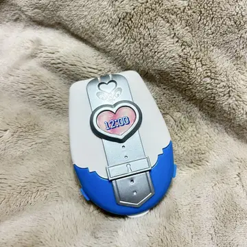 두 사람은 프리큐어 카드 커뮤니티 당시 제품 저가판 점술 카드 커뮤니티