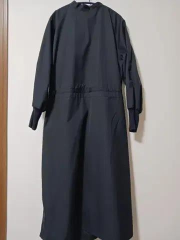 freada 랩 원피스 블랙