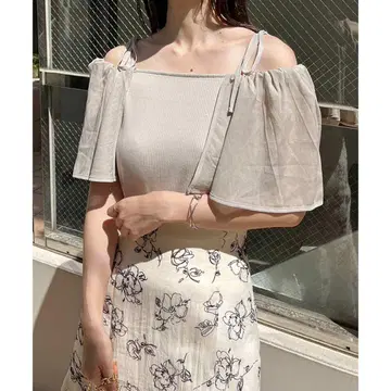 플레어 소매 이소재 상의 무지 반팔 셔츠 블라우스