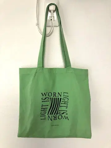 유리카 아쿠츠 토트백 그린
