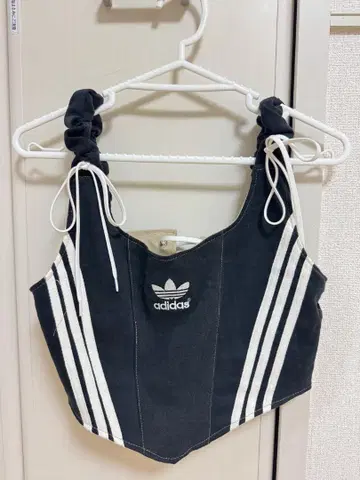 아디다스 리메이크 탱크톱