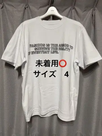 미착용 sacai 메시지 티셔츠 사이즈 4
