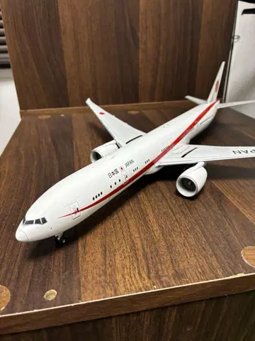 보잉 777-300ER 일본 모델 1/200