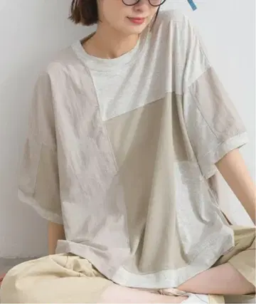 이리이 아이리 이질 소재 블록 전환 티셔츠 그레