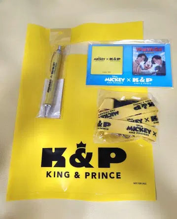 Mickey x King & Prince 캔뱃지 펜 스트랩 쇼핑백