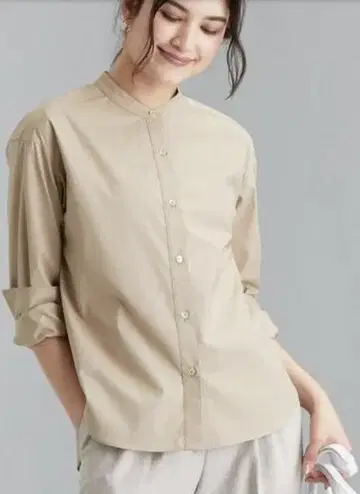 미사용 새상품 WORK TRIP OUTFITS 스탠드 칼라 셔츠 40