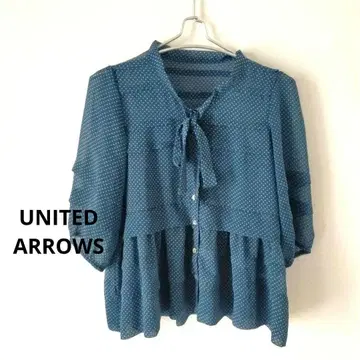 유나이티드 애로우즈 도트 시어 프릴 보타이 셔츠