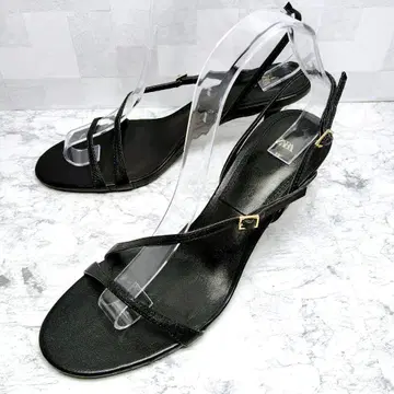 ZARA 블랙 스트랩 샌들 39