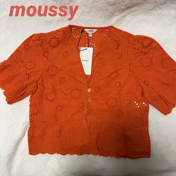 [새상품] moussy 마우지 코튼 레이스 블라우스 오렌지 연예인 착용