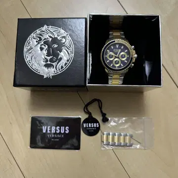 VERSUS 크로노그래프 손목시계 골드/실버
