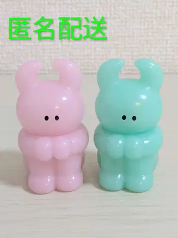 VAG 10th 생각하는 UAMOU 축광 2체 세트
