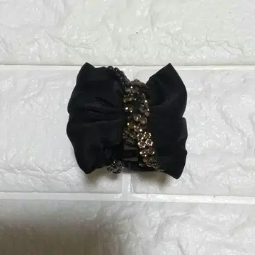 콤플렉스 비즈 클립 블랙