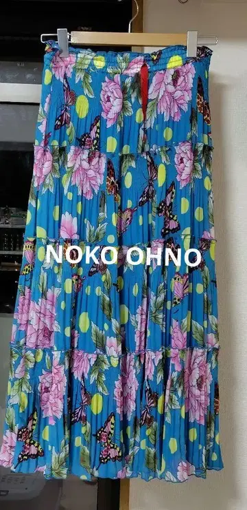 꽃무늬 나비무늬 플레어 스커트 노코 오노 사이즈 42 NOKO OHNO