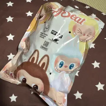 라부부 Labubu Have a Seat