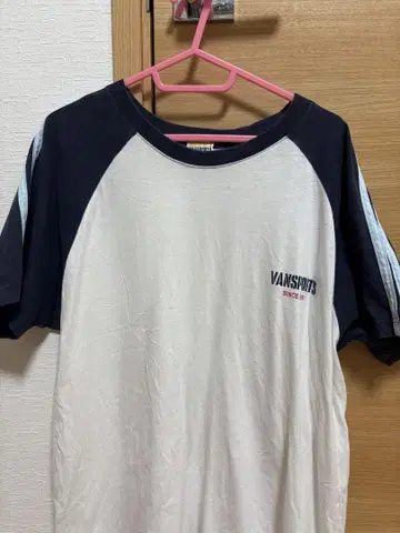 VANSPORTS 라그랑 슬리브 티셔츠