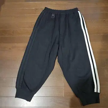 Y-3 세 줄 스트라이프 사루엘 팬츠