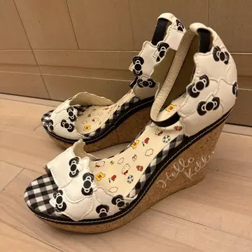 헬로 키티 패턴 하이힐 샌들 웨지 솔 24cm M