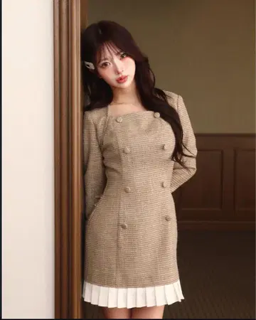 다리치 플리츠 도킹 트위드 미니 원피스