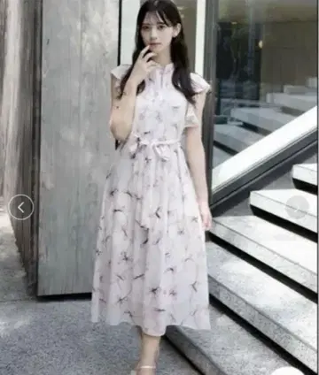USAGIONLINE 한정판 프릴 스리 브리본 프린트 원피스 스나이델
