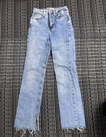 ZARA 자라 라이트 블루 스트레이트 슬릿 디자인 데님