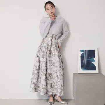 JILLBYJILLSTUART 코르셋 디테일 포기 자카드 스커트