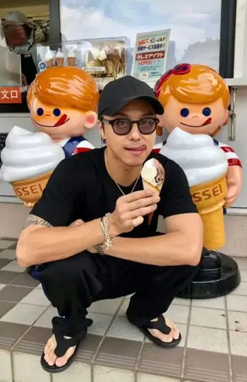 EXILE TAKAHIRO 미치노에키 2017 캡 블랙