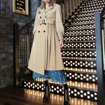 LOVELLESS 베이지 트렌치코트 34