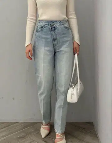 웨스트 비대칭 데님 팬츠 LagunaMoon