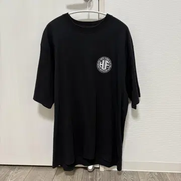 HUF 로고 티셔츠