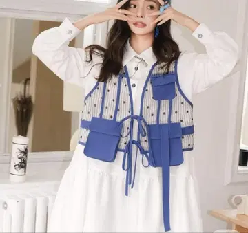 LAPOMME 청색 도트 무늬 베스트 비스체 포켓 포함 M
