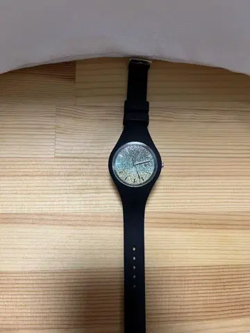 (가격 협의 가능) ICE Watch 블랙 손목시계 (쿼츠)