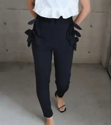 eLLa selectshop 리본 레깅스 팬츠 블랙 새상품