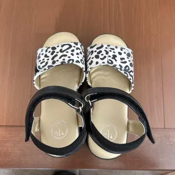 두꺼운 밑창 샌들 레오파드 무늬