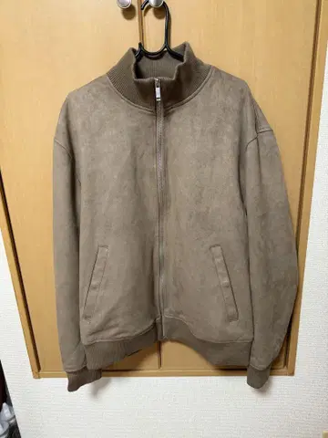 ZARA 베이지 지퍼 업 재킷 XL