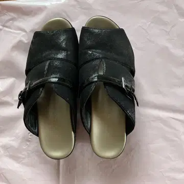 아카이시 샌들