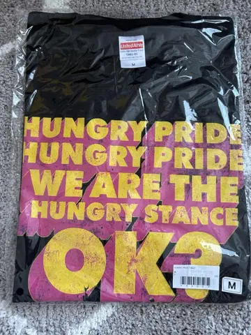 HUNGRY PRIDE 티셔츠 M 사이즈