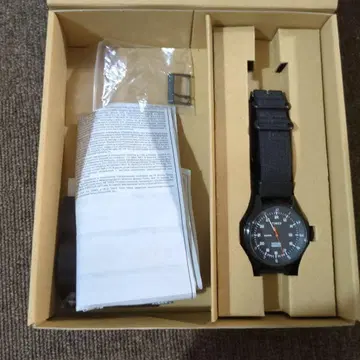 TIMEX x MYSTERY RANCH 콜라보 시계