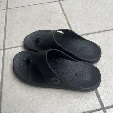 텐셜 블랙 톤그 샌들