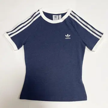 [새상품] adidas 네이비 반팔 티셔츠 M 사이즈