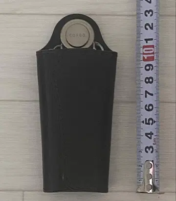 CORBO. 블랙 가죽 키 케이스
