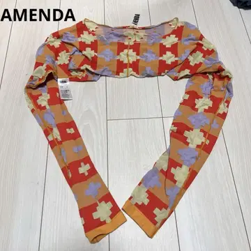 AMENDA 컬러풀 짧은 길이의 크롭트 톱