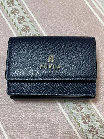 FURLA 네이비 3단 폴더형 지갑