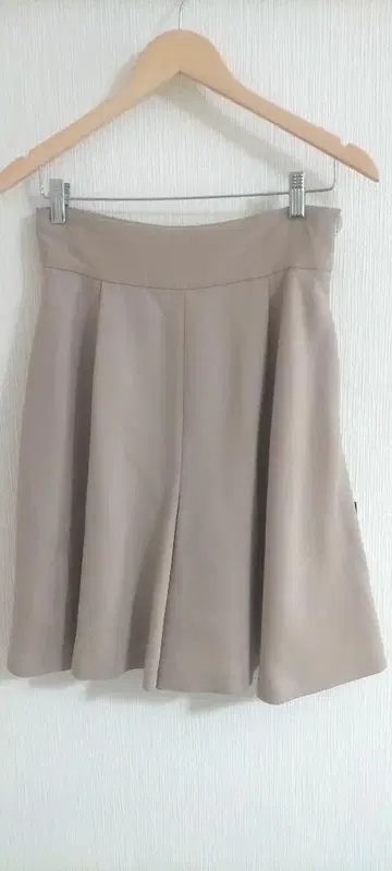 새상품급 폭시 39333 큐롯 팬츠 40