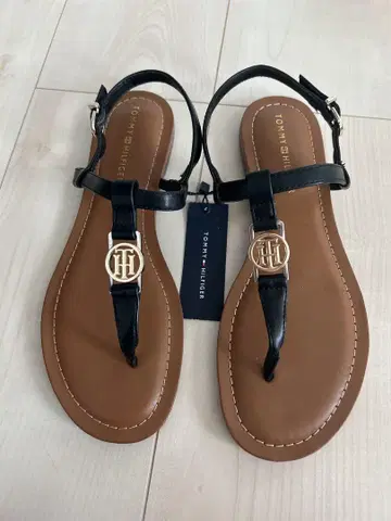 [새상품] Tommy Hilfiger 여성용 샌들