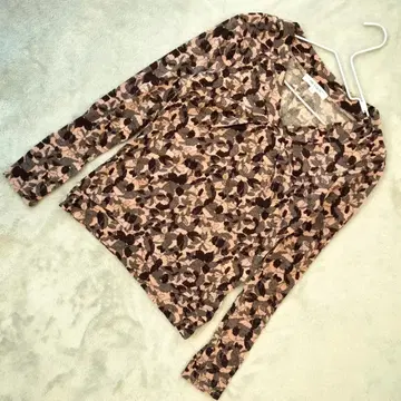 MK KLEIN+ 꽃무늬 티셔츠 V넥 풀오버 사이즈 M 긴팔