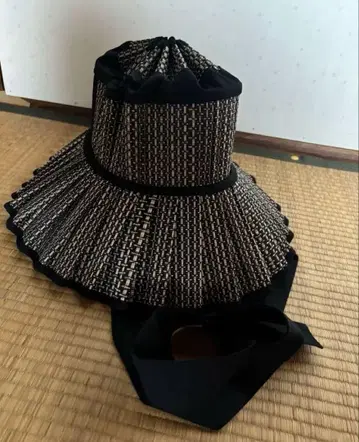 로나 머레이 LORNA MURRAY 스트로우 햇