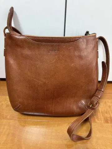 겐텐 브라운 숄더백
