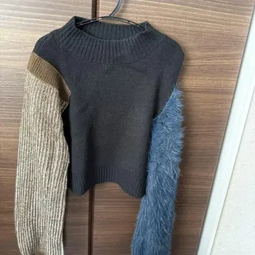 스웨터 블랙 브라운 파랑
